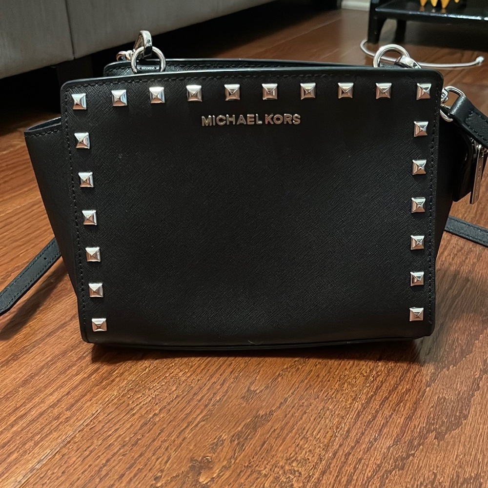 Micheal kors pocketbook